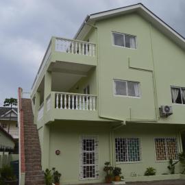 Chez Payet Airport Guesthouse，位于Pointe Larue的酒店