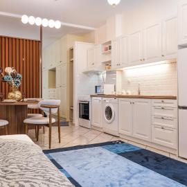 Thalia Luxury Apartment，位于萨摩斯的酒店