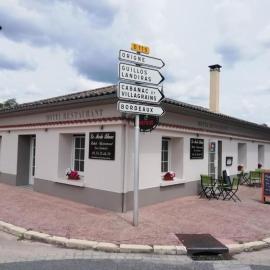 Hôtel Le MerleBlanc，位于Louchats的酒店