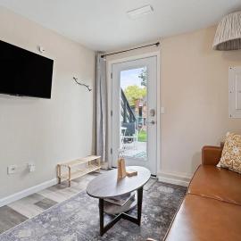 Cozy 1 BD on the South Hill