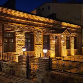 Mihman Konak Hotel，位于卡尔斯的酒店