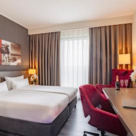 PLAZA Premium Grand Winston，位于赖斯韦克的酒店