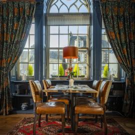 Black Bull Hotel，位于Lauder的酒店