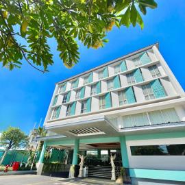 Luxury Malioboro Hotel