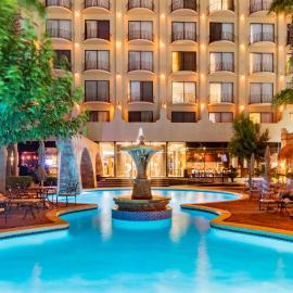 Hotel Lucerna Ciudad Juarez，位于华雷斯城的酒店