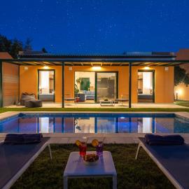 Galene Eco Luxury Villas，位于阿查拉维的酒店