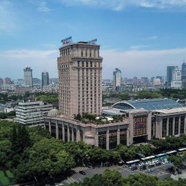 Wyndham Grand Plaza Royale Ningbo，位于宁波的酒店