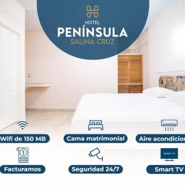 HOTEL PENÍNSULA Salina Cruz，位于萨利纳克鲁斯的酒店