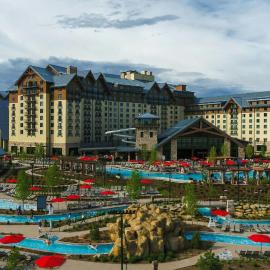 Gaylord Rockies Resort & Convention Center，位于奥罗拉的酒店