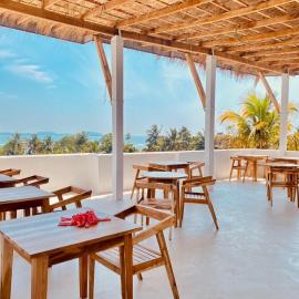 KOMOREBI Weligama，位于韦利格默的酒店