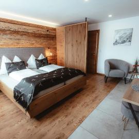 Hotel Gasthof Walcher，位于多弗加斯坦的酒店