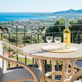 Solaria - Villa Ludduì，位于布多尼的酒店