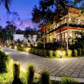 Sandesh Water Edge Kabini，位于Begūr的酒店
