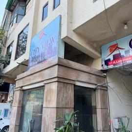 City view hotel lawrance road，位于拉合尔的酒店