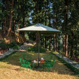 Secret Garden by The StayCationer，位于德拉敦的酒店