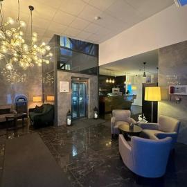 Almnäs Park Hotel，位于南泰利耶的酒店