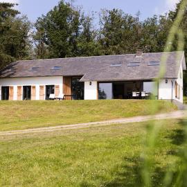 Gîte de Brohimont Vakantiehuis - Exceptional Cottage location - Uitzonderlijke locatie，位于乌伊埃的酒店