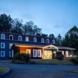 Sure Hotel by Best Western Sarlat-la-Canéda,位于萨尔拉拉卡内达的酒店