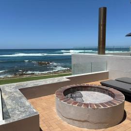 Jongensfontein Beachside Villa，位于Jongensfontein的酒店