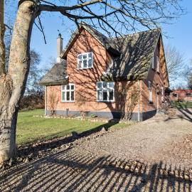 Four-Bedroom Holiday Home In Humble，位于哈姆堡的酒店