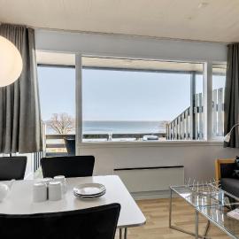 Amazing Apartment In Allinge With Wifi，位于阿灵厄的酒店