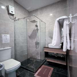 Euro Homes Hotel