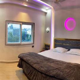 Shri Radhey Krishna Home Stay，位于范兰德凡的酒店