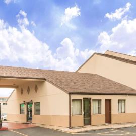 Days Inn by Wyndham Hannibal，位于汉尼拔的酒店
