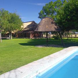 Fiume Lodge CC，位于Grootfontein的酒店