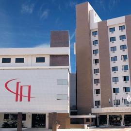Hotel Plaza Mayor，位于圣安德雷的酒店