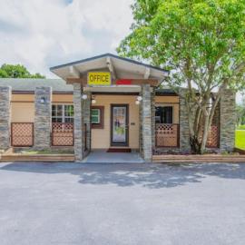 OYO Budget Inn Bartow，位于巴托的酒店