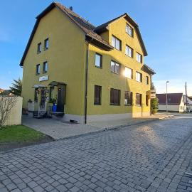 Hotel garni Pension Zur Lutherstadt，位于卢瑟斯塔德艾斯莱本的酒店