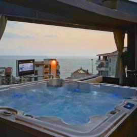 Hotel Xperience，位于朱尼耶的酒店