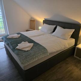 Ferienhaus am Heeder See，位于黑德的酒店