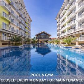 AMANI 132B with Pool View, Near Airport, Mall, Free Pool, Gym, Netflix, 200 Mbps Wi-fi，位于Pusok的酒店