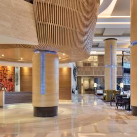 JW Marriott Hotel Chandigarh，位于钱德加尔的酒店