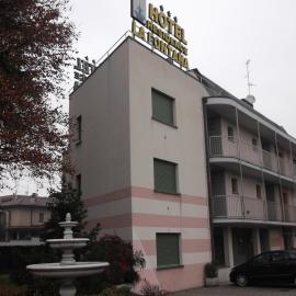Hotel Residence La Fontana，位于马里亚诺科门塞的酒店