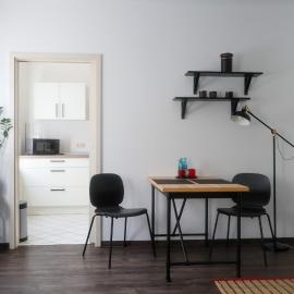 alexxanders Apartments & Studios，位于开姆尼茨的酒店