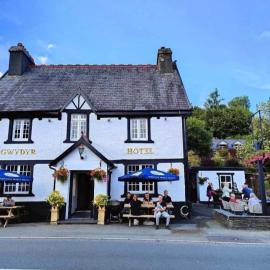 Y Gwydyr Hotel - Dolwyddelan