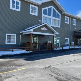 Riverview Suites,位于克拉伦维尔的酒店