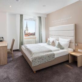Best Western Hotel Lamm，位于辛根的酒店