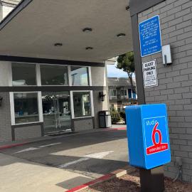 Studio 6 Corona, CA West，位于科罗娜的酒店
