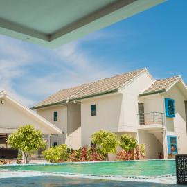 Long Beach Laamu Hotel，位于甘岛的酒店