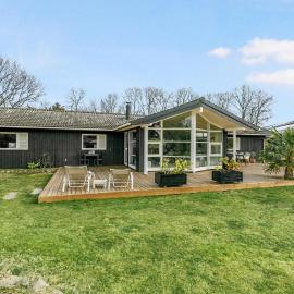 Nice Home In Strøby With Wifi，位于Strøby的酒店