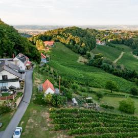 Am Heißberg，位于Fehring的酒店
