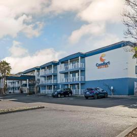 Comfort Suites Red Bluff near I-5，位于雷德布拉夫的酒店