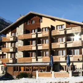Hotel Fiescherhof，位于菲施的酒店