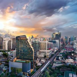 Carlton Hotel Bangkok Sukhumvit,位于曼谷的酒店