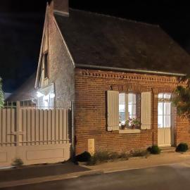 La petite maison，位于Souvigny-en-Sologne的酒店
