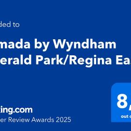 Ramada by Wyndham Emerald Park/Regina East，位于里贾纳的酒店